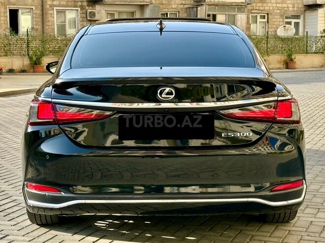 Lexus ES 300h 2022, 40,000 km - 2.5 l - Bakı