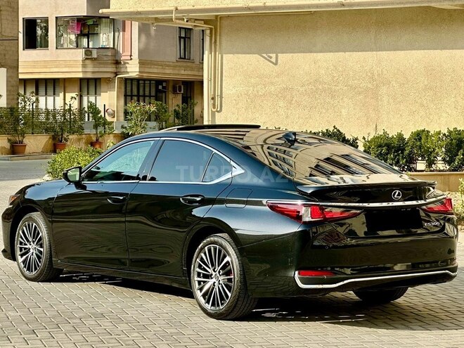 Lexus ES 300h 2022, 40,000 km - 2.5 l - Bakı