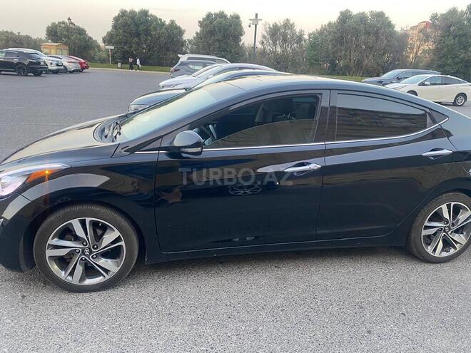 Hyundai Elantra 2015, 150,000 km - 1.8 l - Bakı