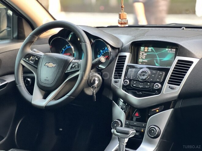 Chevrolet Cruze 2010, 290,000 km - 1.4 l - Sumqayıt