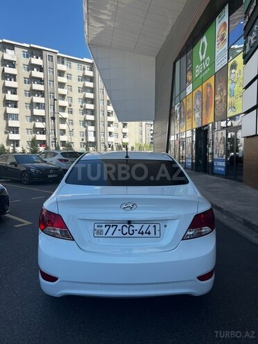 Hyundai Accent 2013, 199,624 km - 1.4 l - Bakı