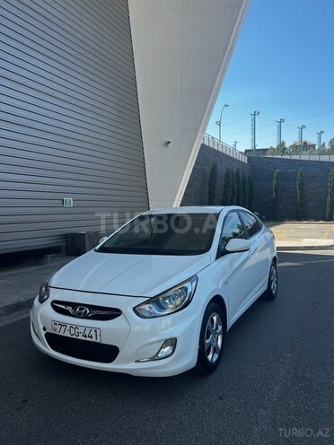 Hyundai Accent 2013, 199,624 km - 1.4 l - Bakı