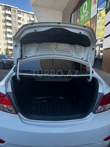 Hyundai Accent 2013, 199,624 km - 1.4 l - Bakı