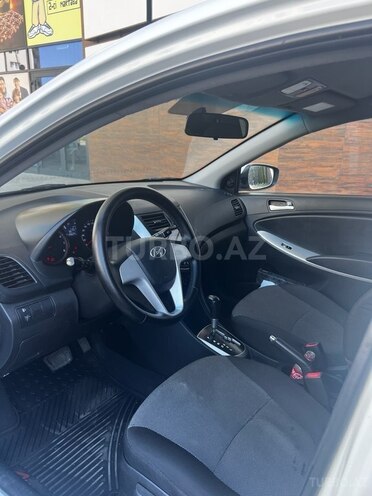 Hyundai Accent 2013, 199,624 km - 1.4 l - Bakı