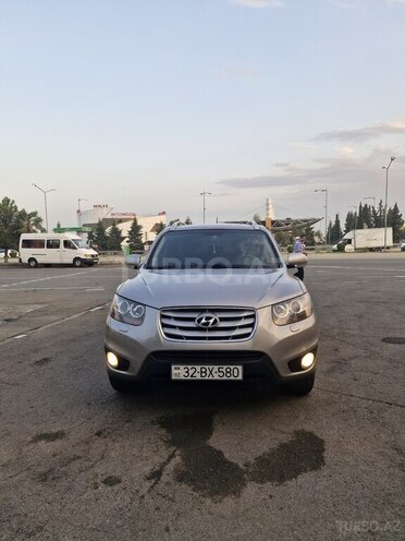 Hyundai Santa Fe 2010, 178,000 km - 2.2 l - Yevlax