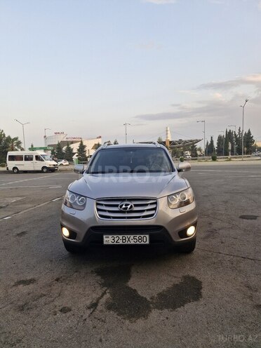 Hyundai Santa Fe 2010, 178,000 km - 2.2 l - Yevlax