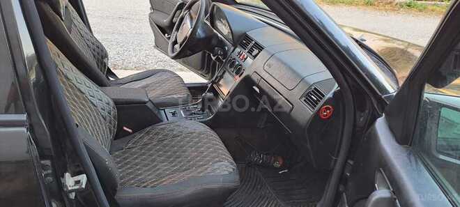 Mercedes C 200 1998, 342,412 km - 2.0 л - İsmayıllı