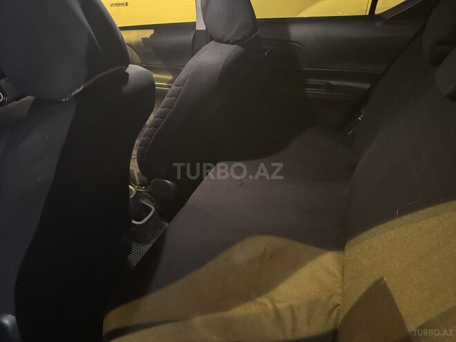 Toyota Aqua 2018, 109,761 km - 1.5 l - Bakı