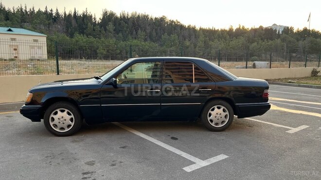 Mercedes E 200 1993, 419,500 km - 2.0 l - Sumqayıt