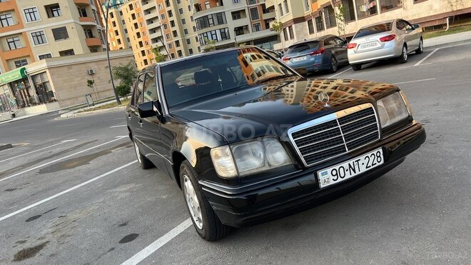 Mercedes E 200 1993, 419,500 km - 2.0 l - Sumqayıt