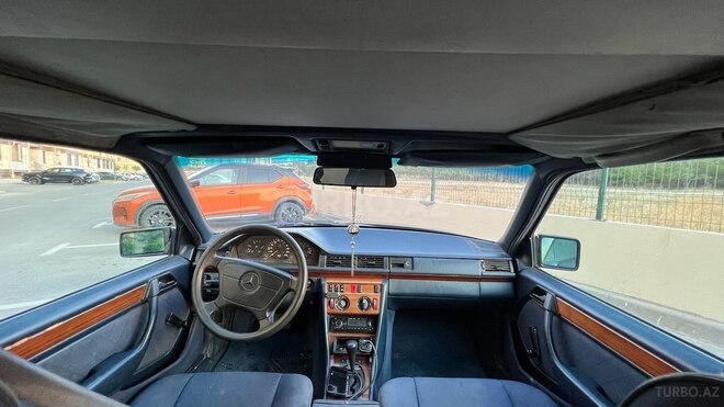 Mercedes E 200 1993, 419,500 km - 2.0 l - Sumqayıt