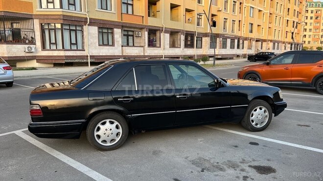 Mercedes E 200 1993, 419,500 km - 2.0 l - Sumqayıt
