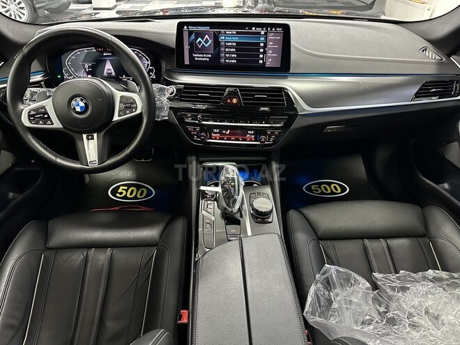 BMW 530e-8