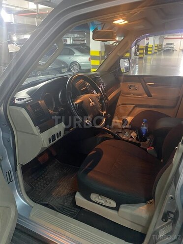 Mitsubishi Pajero 2007, 290,000 km - 3.0 l - Bakı