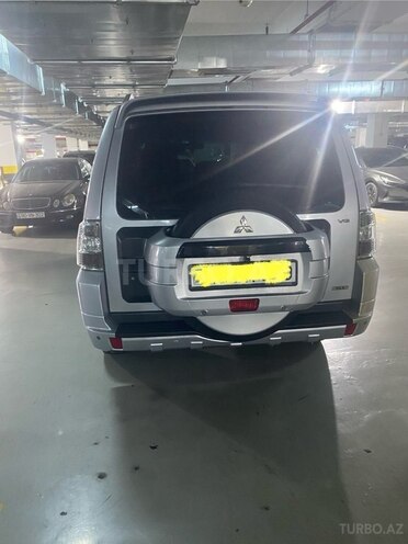 Mitsubishi Pajero 2007, 290,000 km - 3.0 l - Bakı