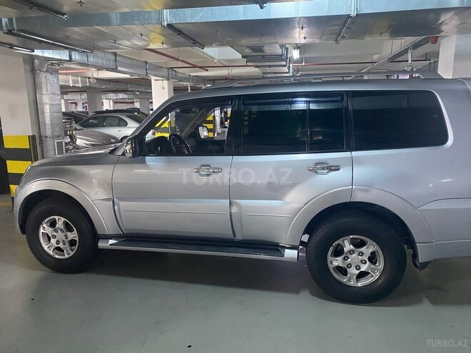 Mitsubishi Pajero 2007, 290,000 km - 3.0 l - Bakı