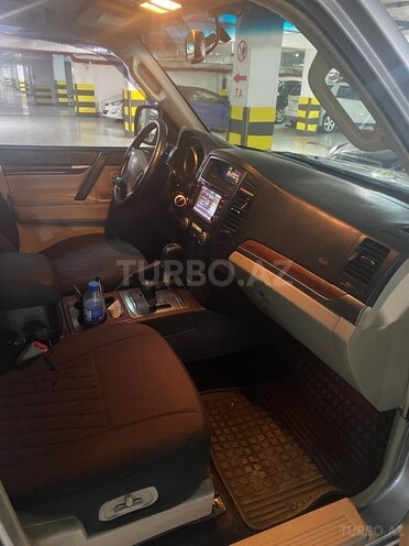 Mitsubishi Pajero 2007, 290,000 km - 3.0 l - Bakı