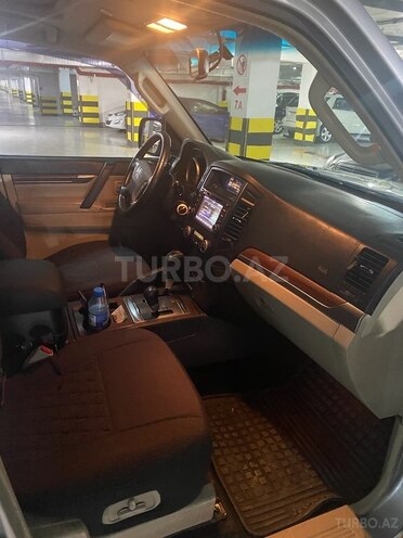 Mitsubishi Pajero 2007, 290,000 km - 3.0 l - Bakı