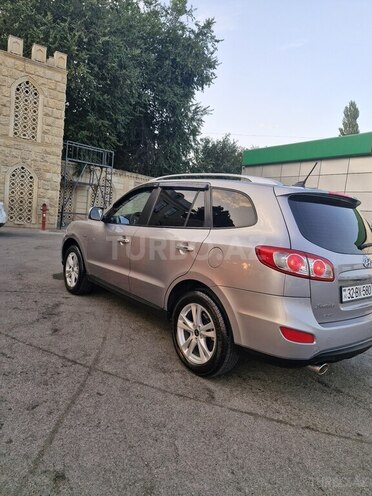 Hyundai Santa Fe 2010, 178,000 km - 2.2 l - Yevlax