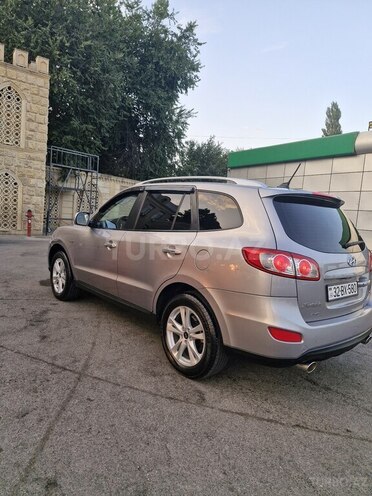 Hyundai Santa Fe 2010, 178,000 km - 2.2 l - Yevlax