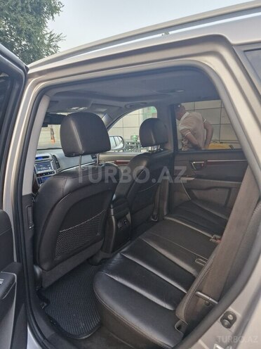 Hyundai Santa Fe 2010, 178,000 km - 2.2 l - Yevlax