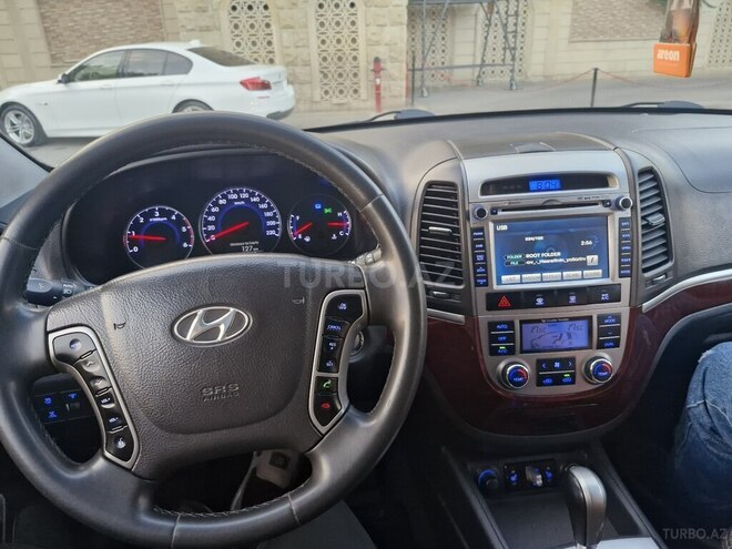 Hyundai Santa Fe 2010, 178,000 km - 2.2 l - Yevlax