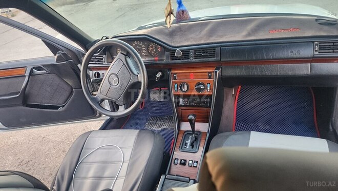 Mercedes E 200 1995, 490,000 km - 2.0 l - Bakı