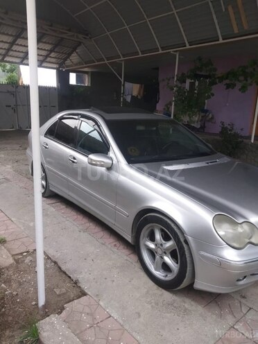 Mercedes C 230 2003, 327,000 km - 2.3 л - Şəki