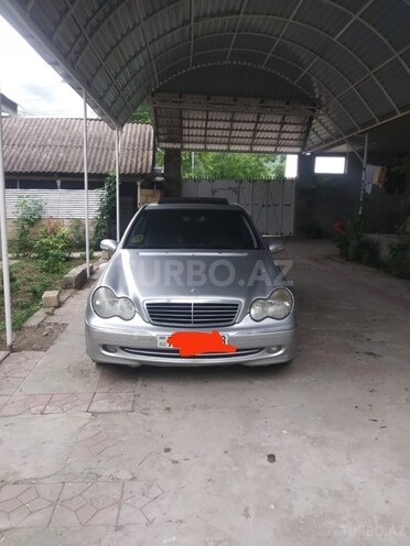 Mercedes C 230 2003, 327,000 km - 2.3 л - Şəki