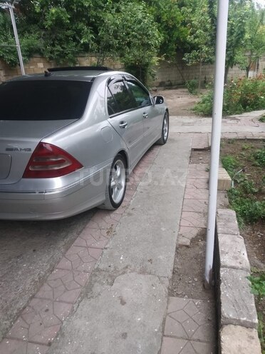 Mercedes C 230 2003, 327,000 km - 2.3 л - Şəki