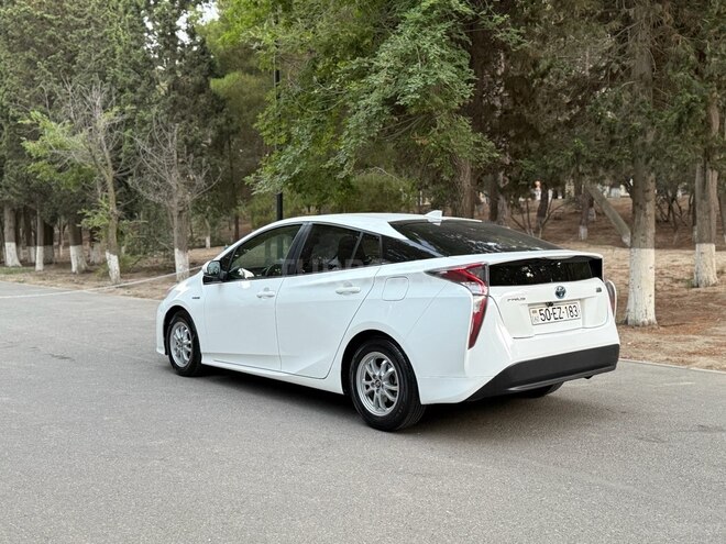 Toyota Prius 2017, 126,800 km - 1.8 l - Bakı