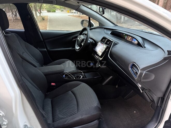 Toyota Prius 2017, 126,800 km - 1.8 l - Bakı