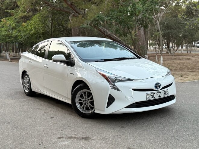 Toyota Prius 2017, 126,800 km - 1.8 l - Bakı
