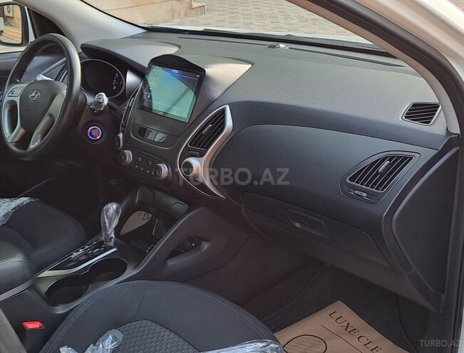 Hyundai ix35 2012, 105,000 km - 2.0 л - Gəncə