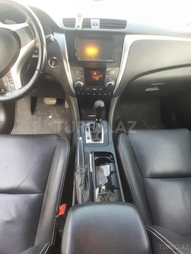Suzuki Kizashi 2010, 413,601 km - 2.4 l - Zaqatala