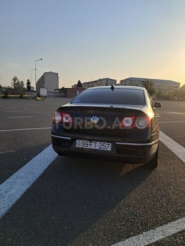 Volkswagen Passat 2009, 202,959 km - 1.8 l - Gəncə