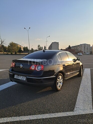 Volkswagen Passat 2009, 202,959 km - 1.8 l - Gəncə