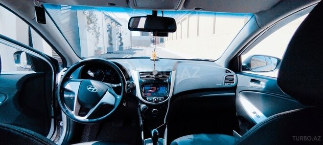 Hyundai Accent 2013, 140,000 km - 1.6 l - Bakı