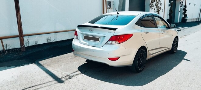 Hyundai Accent 2013, 140,000 km - 1.6 l - Bakı
