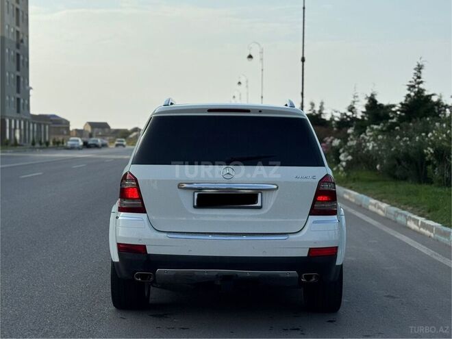 Mercedes GL 500 2008, 197,654 km - 5.5 l - Sumqayıt