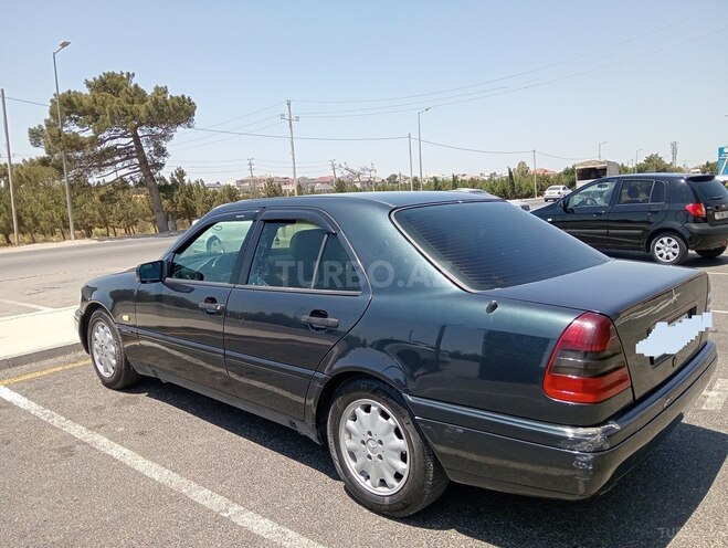 Mercedes C 230 1997, 405,000 km - 2.3 l - Bakı
