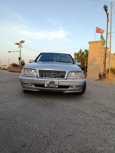 Mercedes C 230 2000, 250,000 km - 2.3 л - Siyəzən