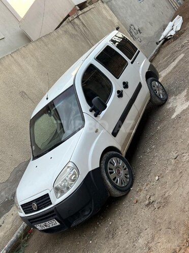 Fiat Doblo 2011, 725,800 km - 1.3 l - Bakı
