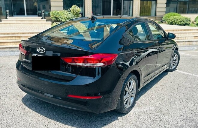 Hyundai Elantra 2018, 61,000 km - 2.0 л - Bakı