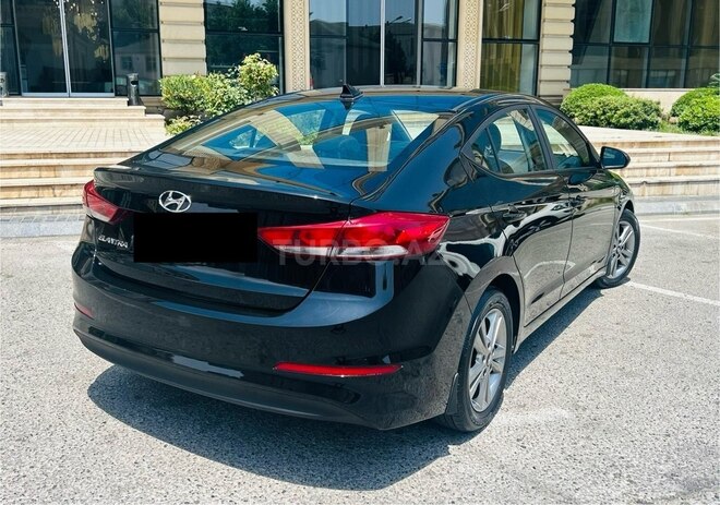 Hyundai Elantra 2018, 61,000 km - 2.0 л - Bakı