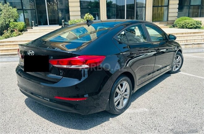 Hyundai Elantra 2018, 61,000 km - 2.0 л - Bakı
