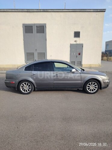 Volkswagen Passat 2003, 319,000 km - 1.8 l - Bakı
