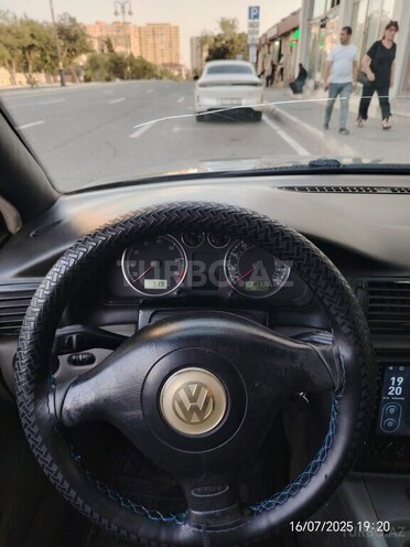 Volkswagen Passat 2003, 319,000 km - 1.8 l - Bakı