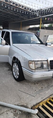 Mercedes E 200 d 2016, 500,000 km - 2.3 l - Şirvan