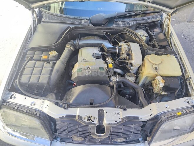 Mercedes C 180 1995, 329,214 km - 1.8 л - Bakı